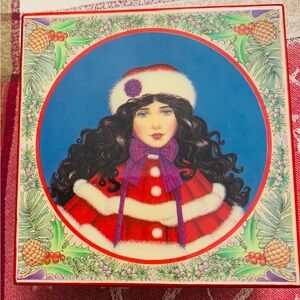 Musical Trinket Box, Enamel Finish, Victorian Theme